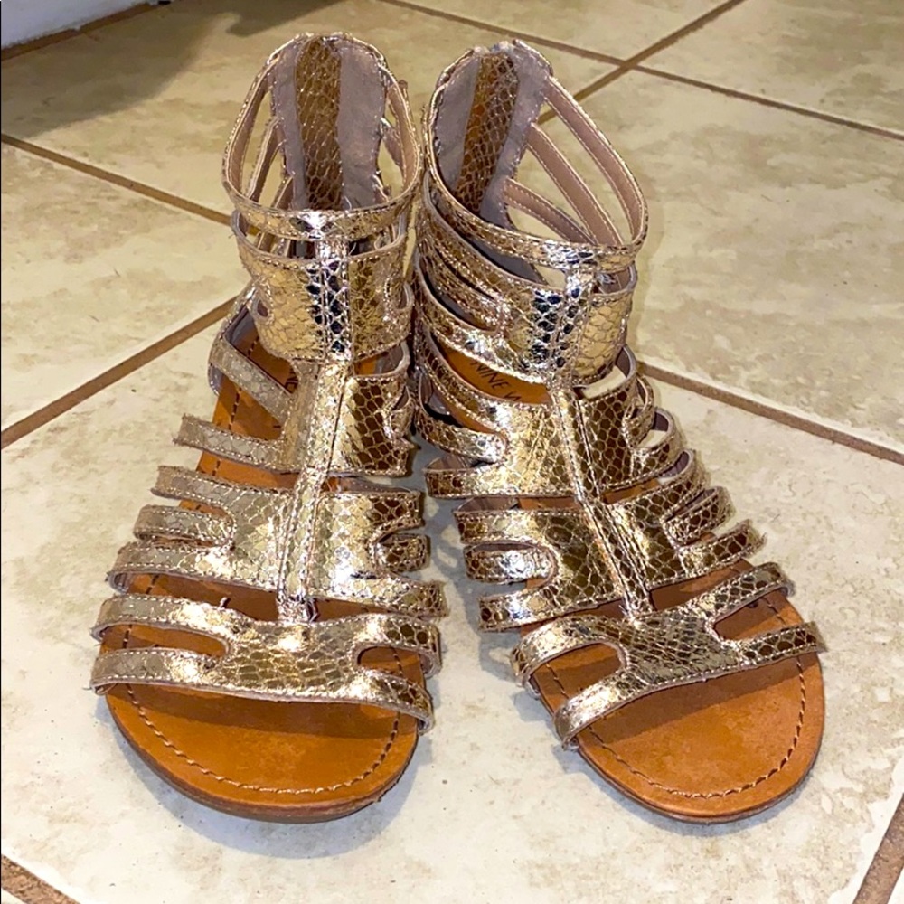 Nine West gladiator gold sandals